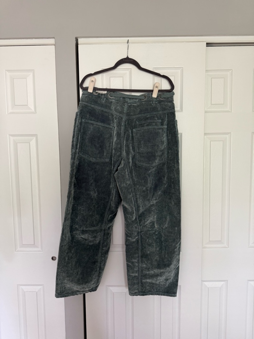 We The Free Moxie Flocked Pull-On Barrel Jeans mountain green SZ 30 - Picture 4 of 4